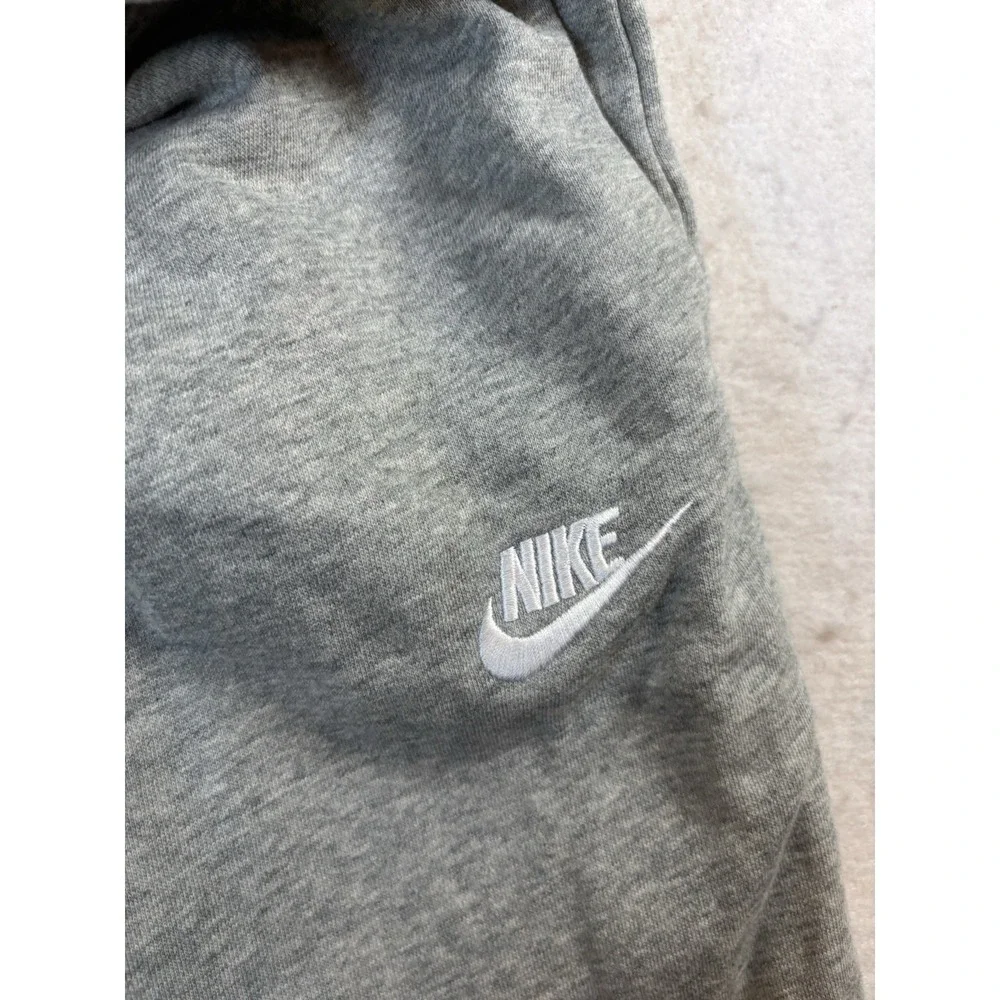 Nike‎ Sportswear Joggers Mens Small Gray Heather Sweatpants Swoosh Fleece